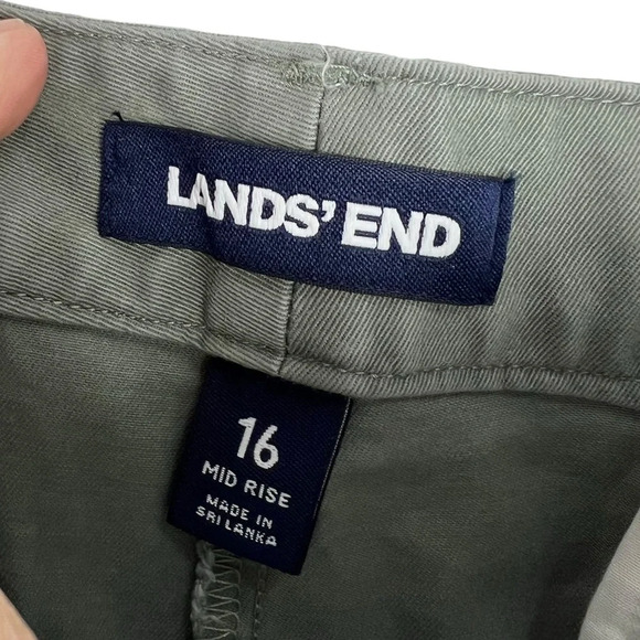 LAND’S END Mid-Rise Flat Front Chino Shorts Olive Green Plus Size 16 - Picture 2 of 5